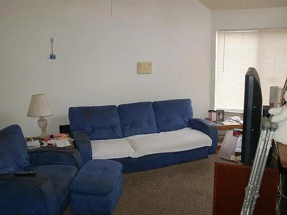 Building Photo - 9815 Walnut St