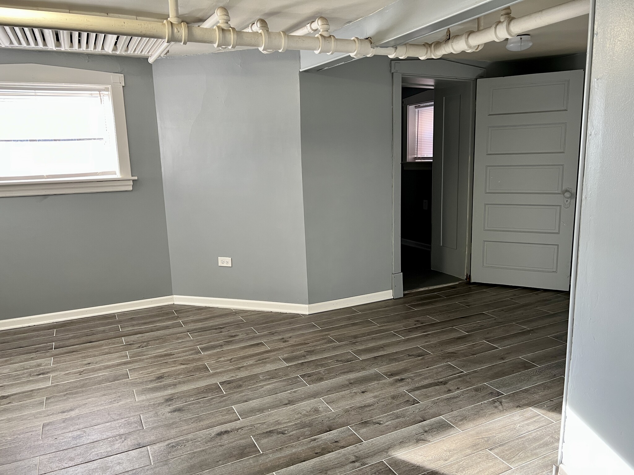 Building Photo - 3425 N Monticello Ave
