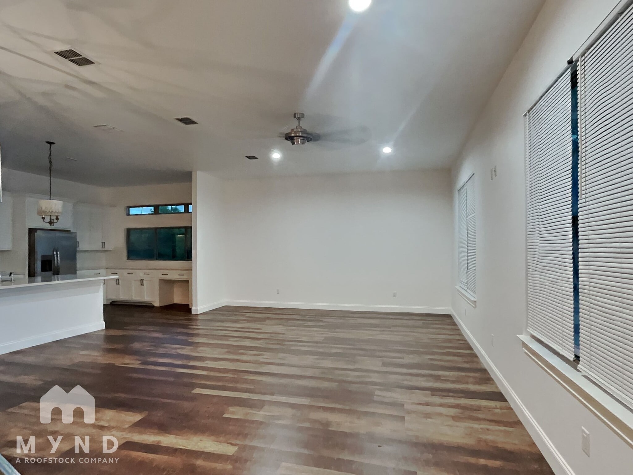 Building Photo - 1206 Comanche Cove Dr