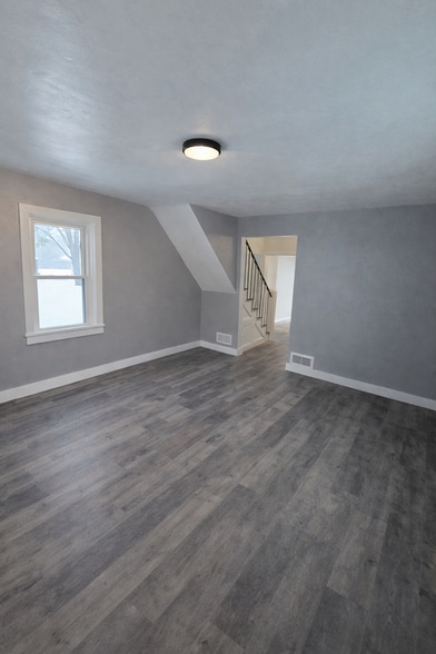 Building Photo - 1462 Grand Ave