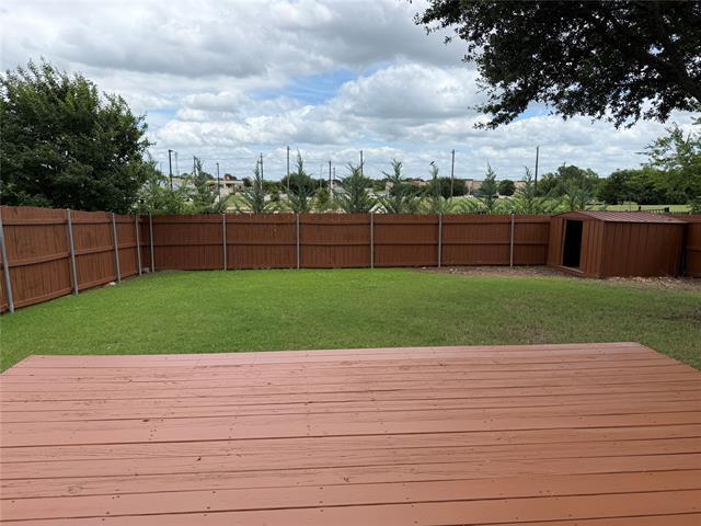 Building Photo - 817 Live Oak Dr