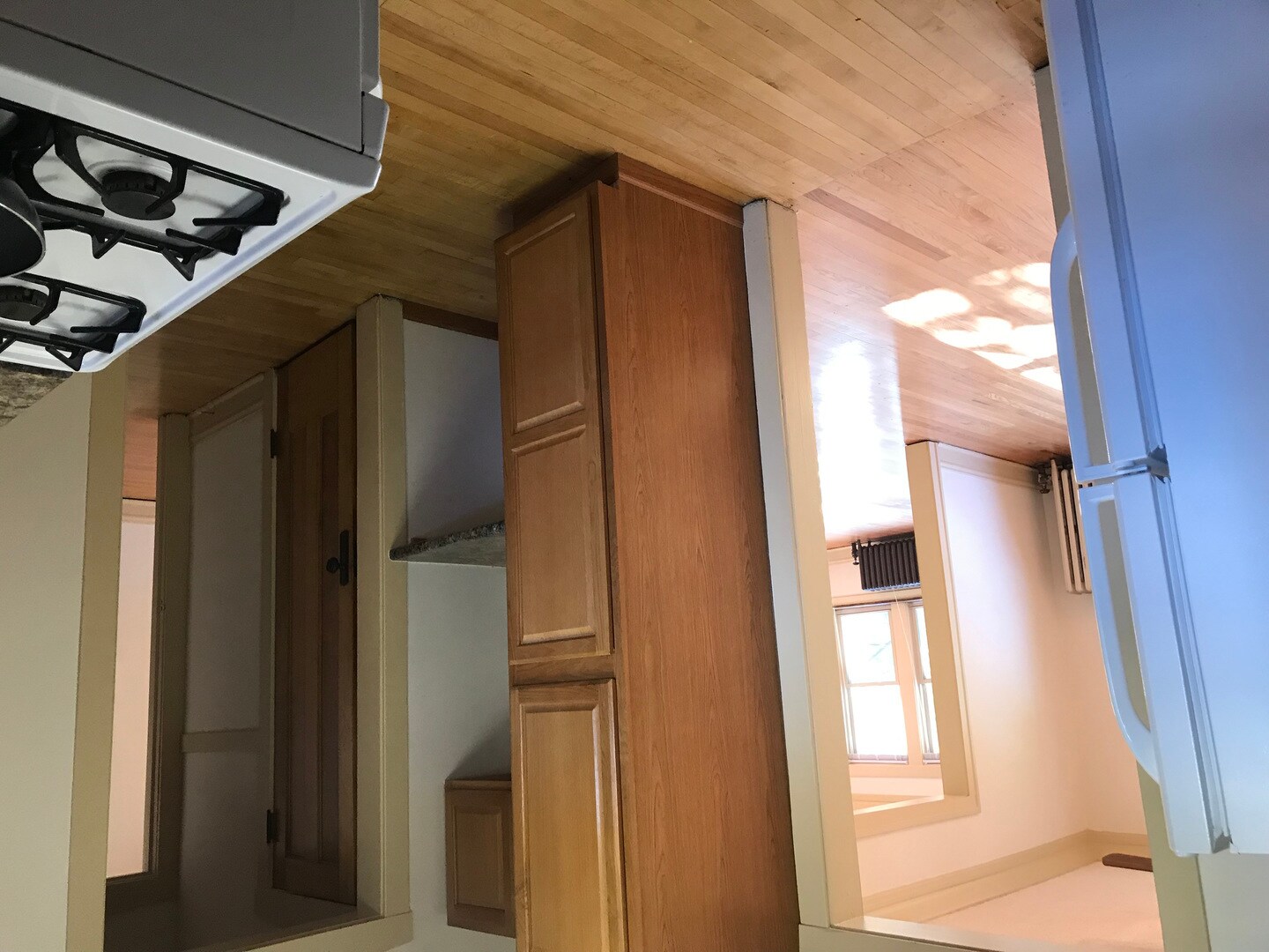 Building Photo - 6236 N Bell Ave