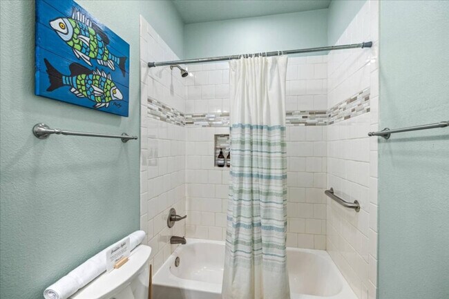 Building Photo - 876 Bowers Ln