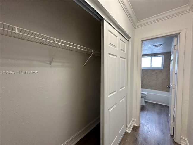 Building Photo - 1400 NE 56th St