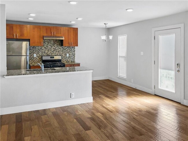 Building Photo - 5820 Berkman Dr