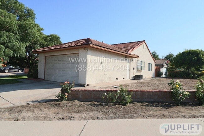 Building Photo - 515 La Haina Pl