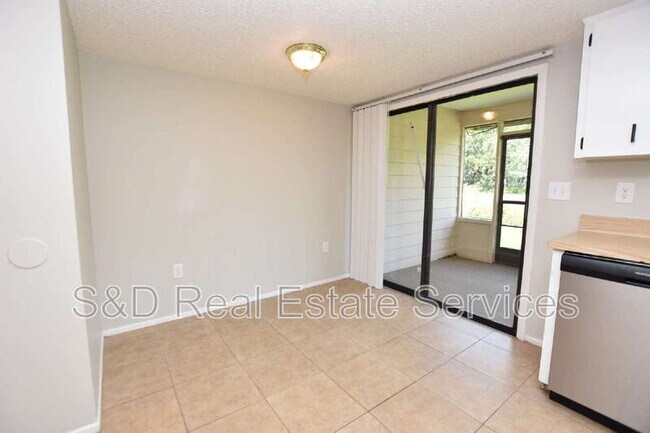 Building Photo - 1440 Ridge Lake Ct