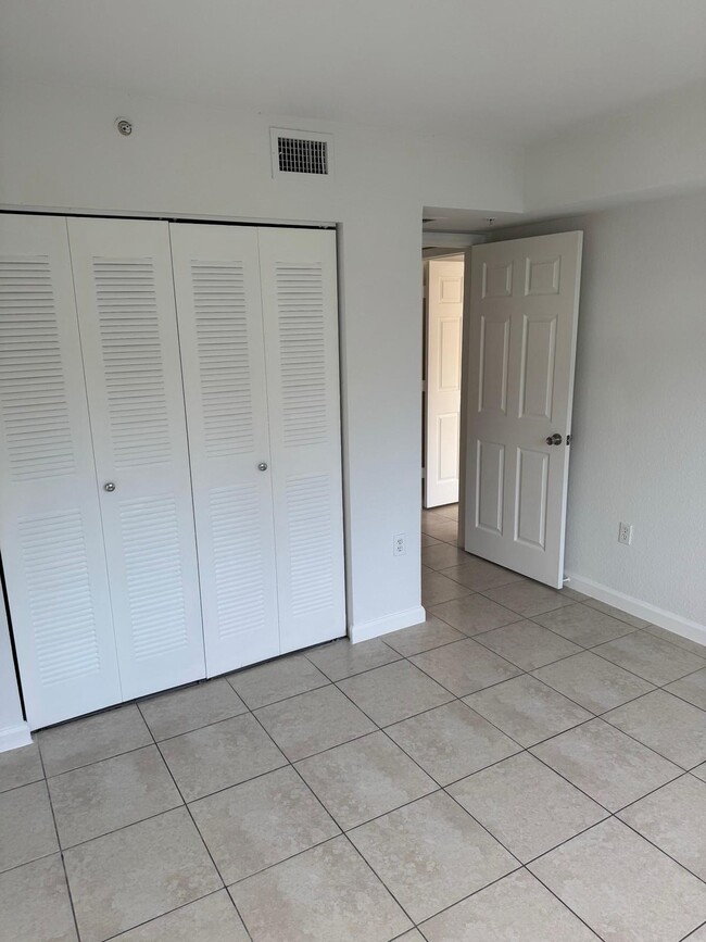 Building Photo - 15410 SW 284th St