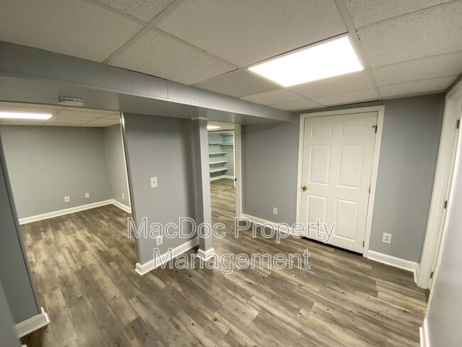 Building Photo - 219 Butternut Dr