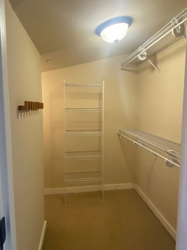 Building Photo - 2637 NW 56th St