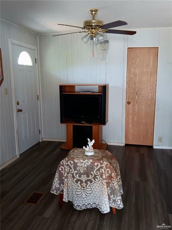 Building Photo - 29 Harness Dr