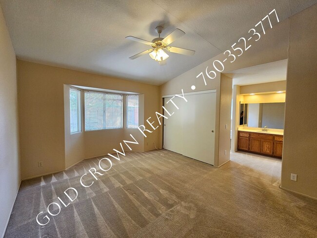 Building Photo - 2402 Lenrey Ave