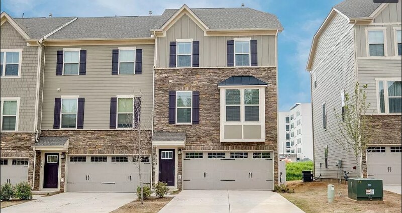 Building Photo - 128 Lanyard Dr