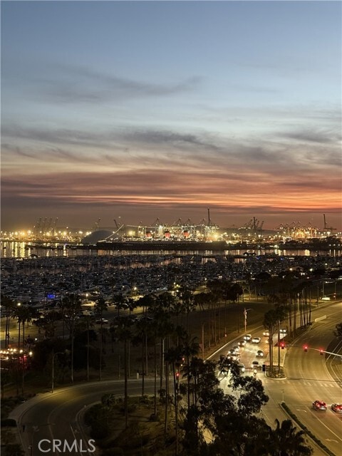 Building Photo - 800 E Ocean Blvd