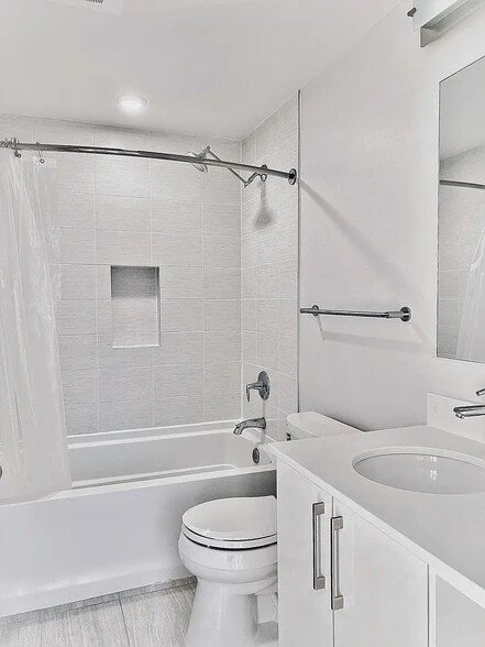 Building Photo - 1794 Lanier Pl NW