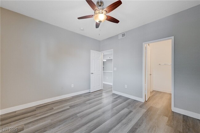 Building Photo - 2615 W Gary Ave