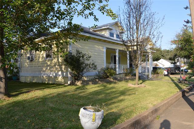 Building Photo - 1403 Bonham St