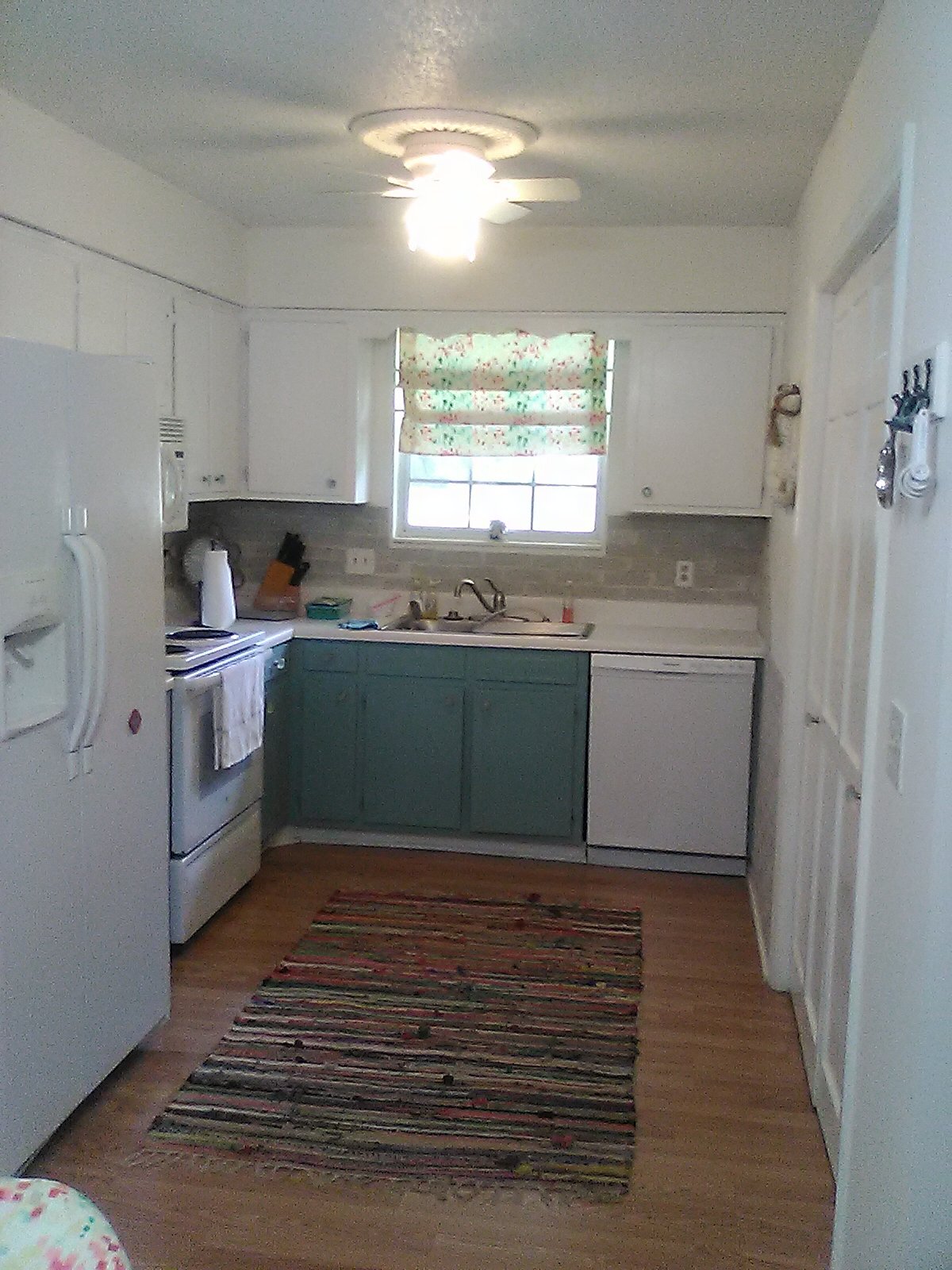 Building Photo - 3870 Priest Lake Dr