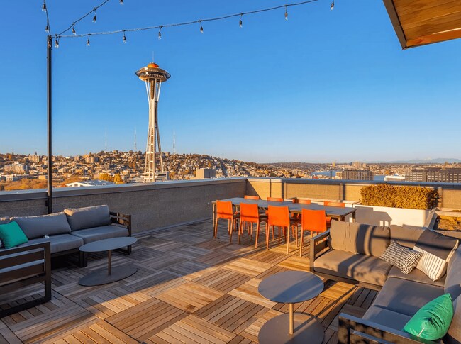 Building Photo - 311 Cedar St