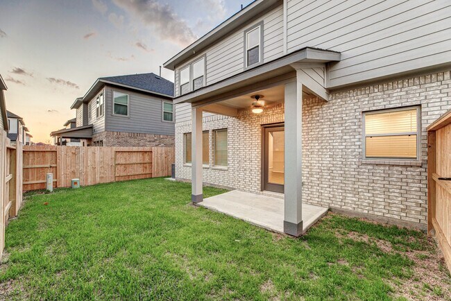 Building Photo - 31115 Mahogany Fir Trl