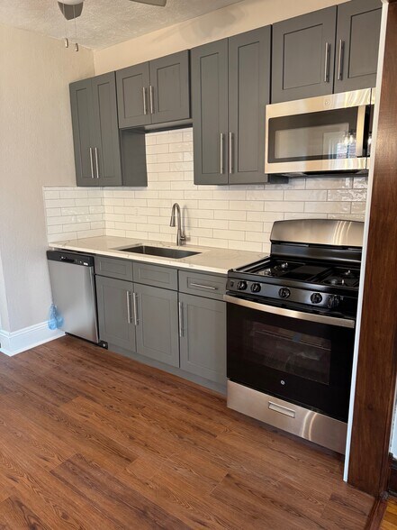 Granite Kitchen - Helene Apartments