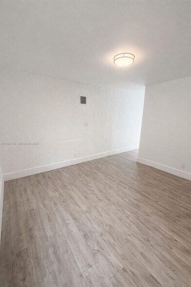 Building Photo - 1538 NW 66th St