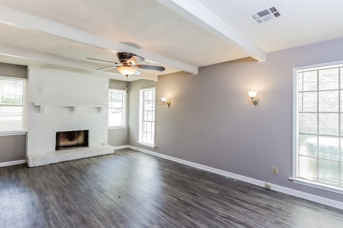 Building Photo - 2953 Woodforest Ln