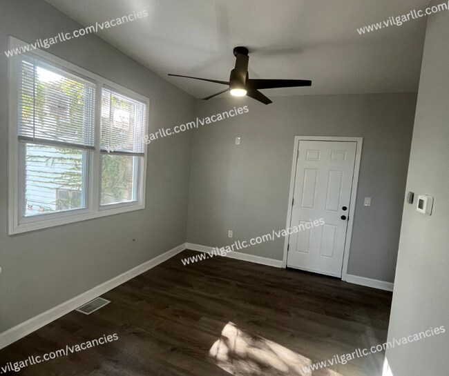 Building Photo - 4117 Euclid Ave