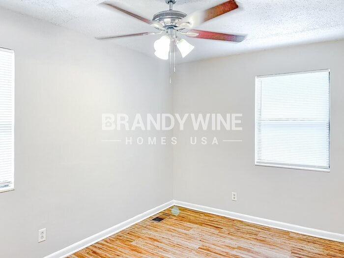 Building Photo - 4503 Anvers Blvd
