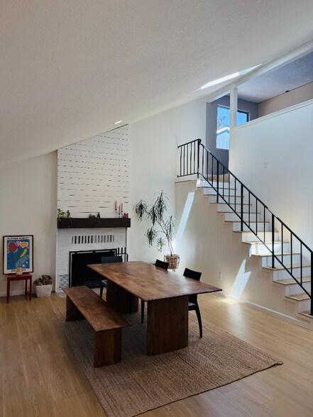 Building Photo - 16985 NW Somerset Dr