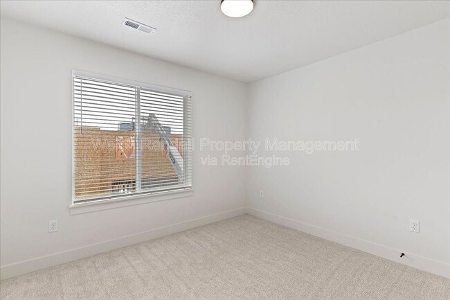 Building Photo - 56 E 1225 S