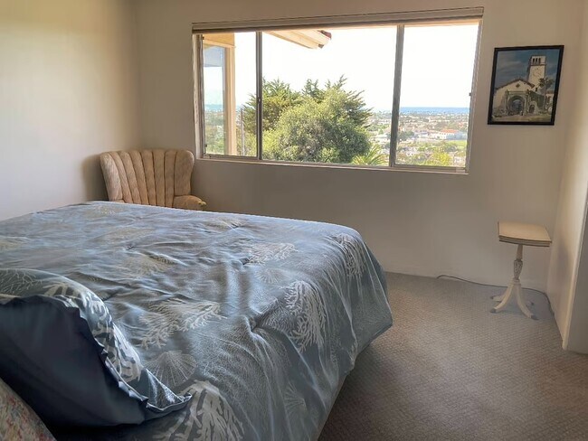 Building Photo - 911 Paseo Ferrelo