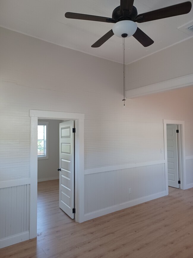 Building Photo - 2508 N Avenida Republica de Cuba