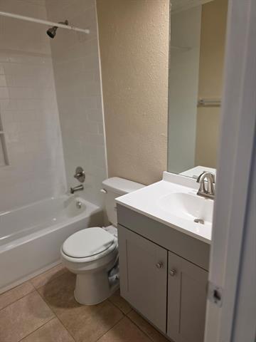 Building Photo - 1713 Golden Grove Dr