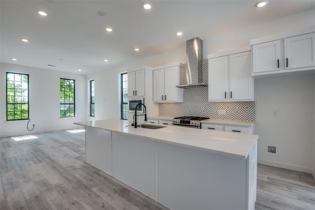 Building Photo - 4808 San Jacinto St