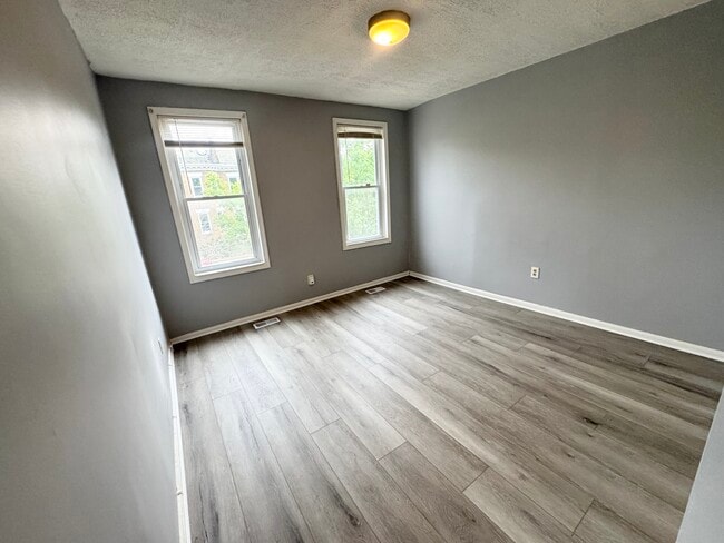 Building Photo - A Street - Walk to Stadium Armory Metro
