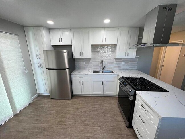 Building Photo - 120 5th Avenue Unit D