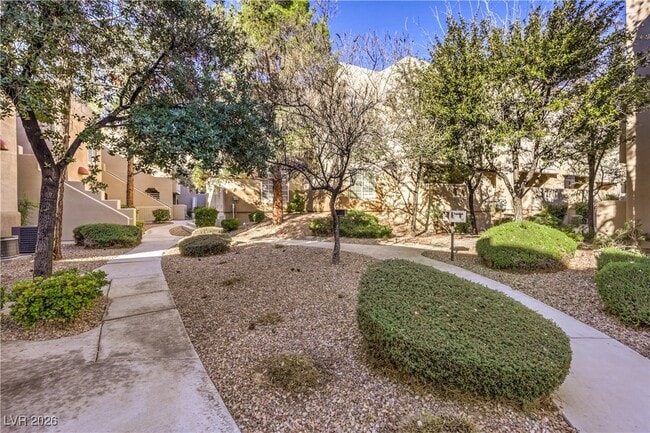 Building Photo - 1909 Desert Falls Ct