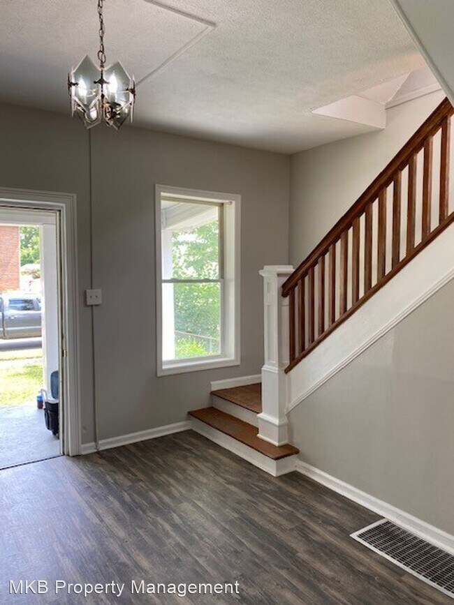 Primary Photo - 4 br, 1.5 bath House - 1131 Penmar