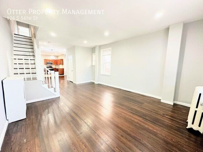 Building Photo - 426 S 56th St