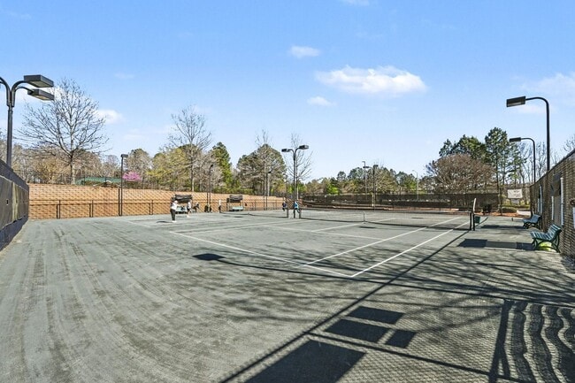 Building Photo - Immaculate & Move-in Ready Home in Desirable 55+ Community - Carolina Preserve