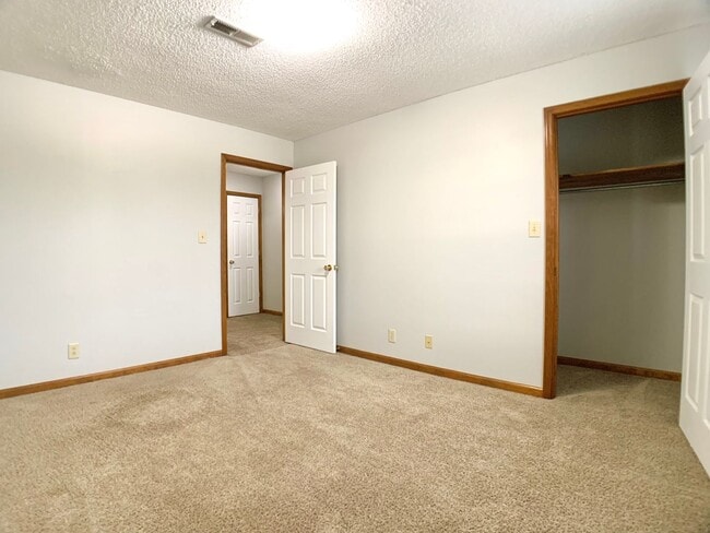 Building Photo - 329 Audrea Ln