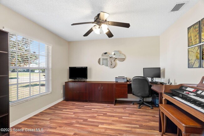 Building Photo - 1015 Homewood Ave