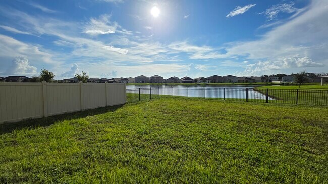 Building Photo - 17140 Reserva Dr