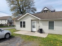 Building Photo - 251 Underwood St