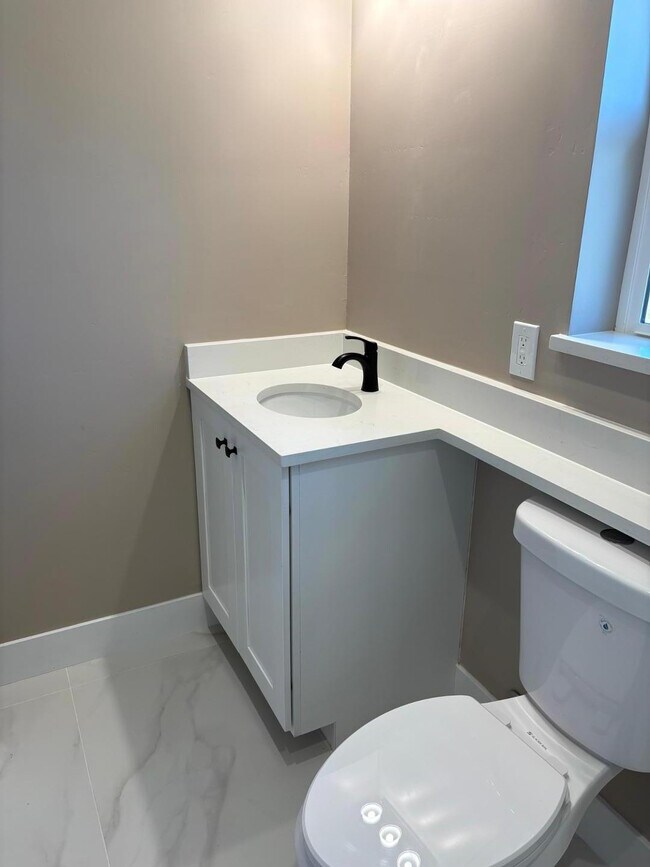 Building Photo - 1855 N Badger Ln