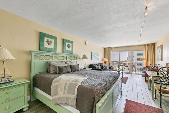 Building Photo - 769 Sundial Ct