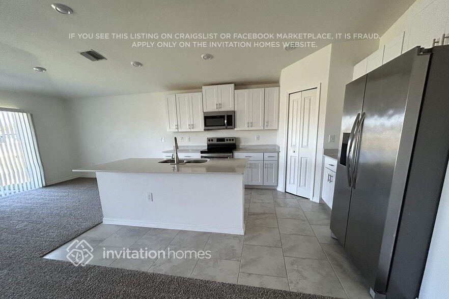 Building Photo - 4259 Palatina Way