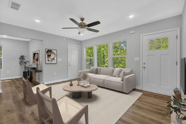 Building Photo - 1080 Westmont Rd SW