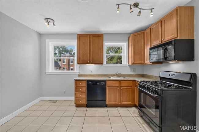 Building Photo - Cute Tower Grove South Home